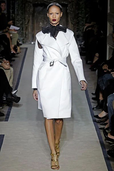 Look 1